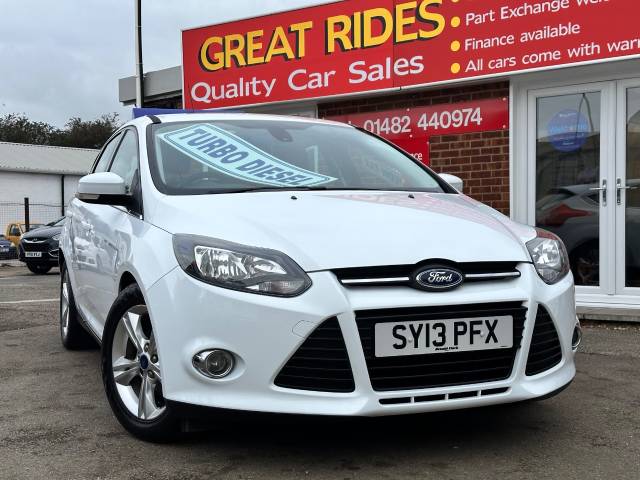 Ford Focus 1.6 TDCi 115 Zetec 5dr Hatchback Diesel White