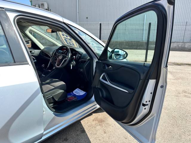 2015 Vauxhall Zafira 1.4T Exclusiv 5dr