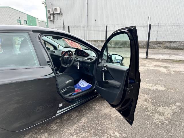 2015 Peugeot 208 1.4 HDi Active 5dr