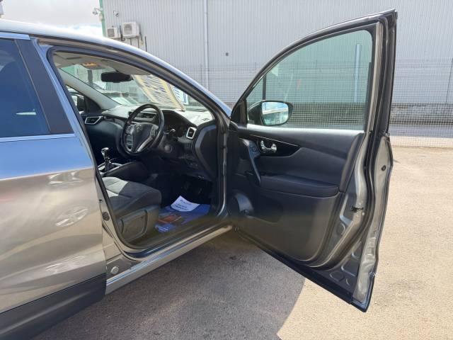 2016 Nissan Qashqai 1.2 DiG-T N-Tec 5dr