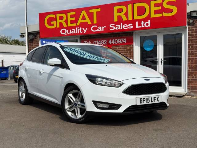 Ford Focus 1.0 EcoBoost Zetec 5dr Hatchback Petrol White