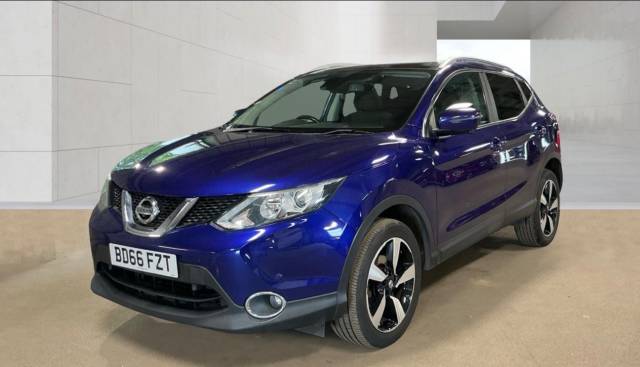 Nissan Qashqai 1.5 dCi N-Connecta 5dr Hatchback Diesel Blue