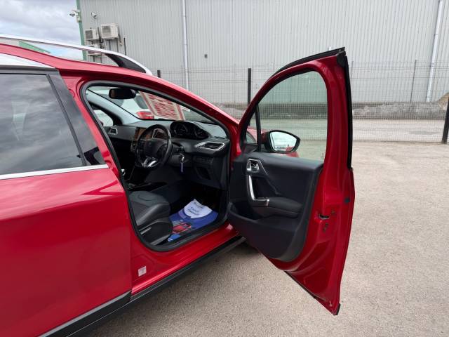 2017 Peugeot 2008 1.2 PureTech 130 Allure 5dr