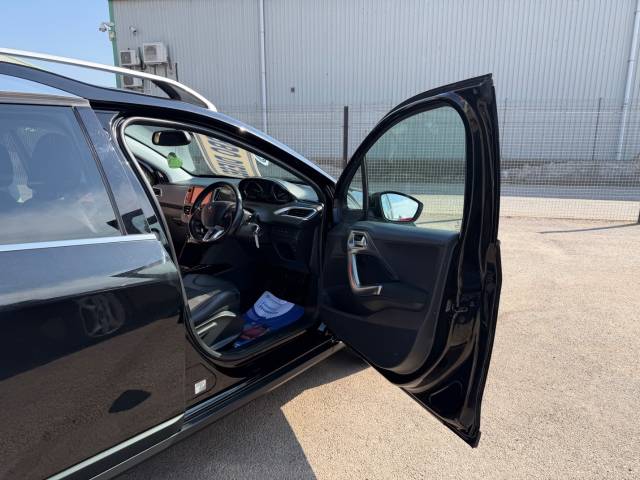 2017 Peugeot 2008 1.6 BlueHDi 100 Allure 5dr